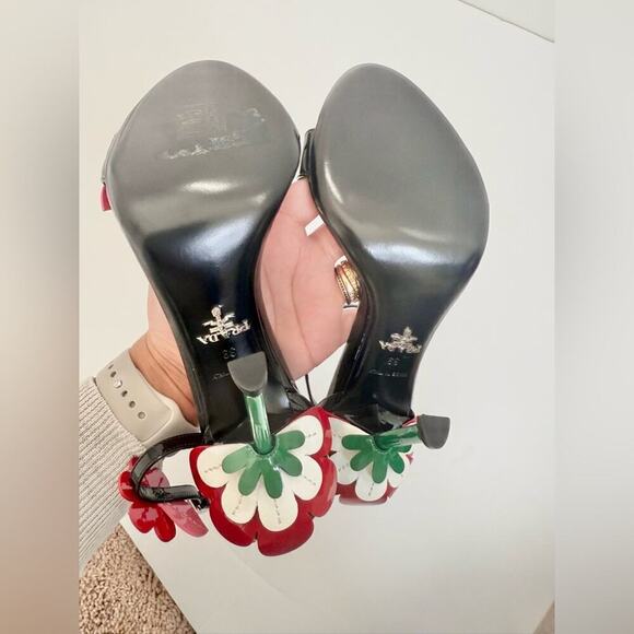 Prada Black red pink leather Runway Daisy floral high heel sandals EU 39 - Picture 7 of 11